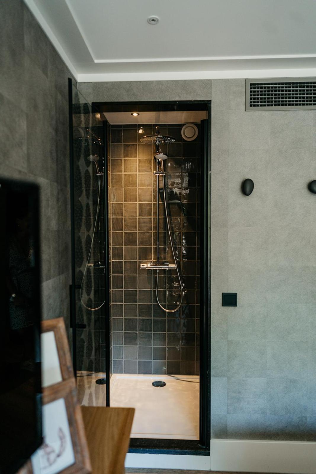 Badhotel โรกกานเย ภายนอก รูปภาพ